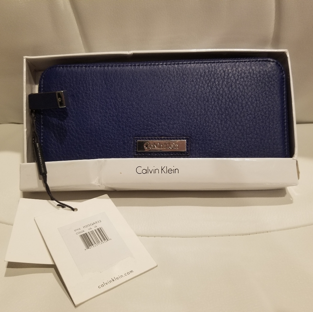 Ivy Blue Calvin Klein Leather Wallet